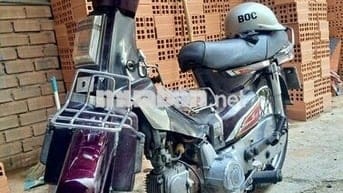bán xe honda dream thái2000/9tr300 bán giao cà vet