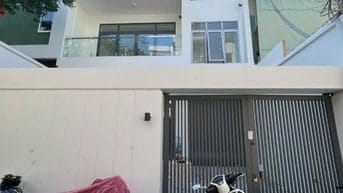Biệt thự đẹp mà rẻ chỉ có mỗi căn này, 8x20 3 tầng thang máy chỉ 33 tỉ