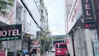 CHDV 13 PN " NGUYỄN TRÃI "Q1 ( 6.6x12m ) - HXH 5 TẦNG - DÒNG TIỀN 50Tr