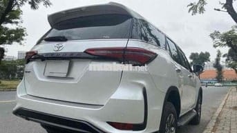 Toyota Fortuner 2021 2.7 4x2 AT - 80000 km