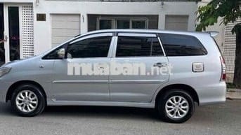 Toyota Innova 2014 Màu Bạc - Xe Gia Đình kg kinh