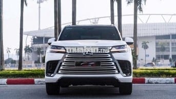Lexus LX 600 Urban 2024 - 5000 km