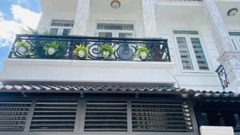 Nhà 3 lầu 4x12,5m Hẻm xe hơi cách Quang Trung 200m ,7Tỷ150