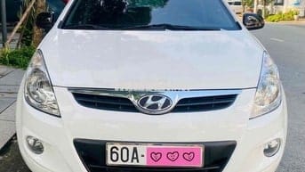 Hyundai i20 2011 1.4 AT - 62000 km