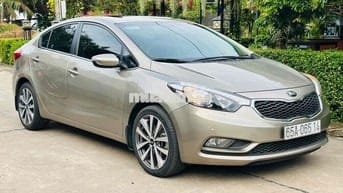 Kia K3 2015 2.0 AT - 70 km