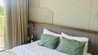NHÀ PHỐ MỚI XÂY 1 Trệt 2 lầu. Giá 1 tỷ 800 triệu