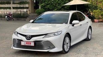 Toyota Camry 2019 2.5Q xem xe thương lượng