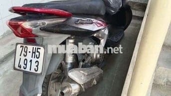 Xe nhà đi bao êm, bao thử. Chạy đi làm rất sướng