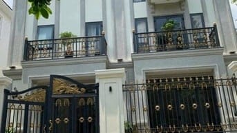 Chính chủ cho thuê Biệt Thự đơn lập VIP có hồ bơi giá 130 tr 