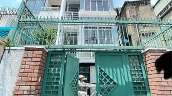 NHÀ MẶT TIỀN KINH DOANH PHÚ NHUẬN, DT: ngang 4,6m dài 14m, CN 60,5m2