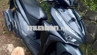 cần ra đi e vario  mới keng ít đi  zin chính chủ