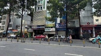  Bán nhà mặt tiền Nguyễn Tri Phương Phường 4 Quận 10 5x35 618m2 3 lầu