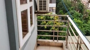 Gia đình có căn hộ cho thuê nhà 2 mặt ngõ thoáng mát và đã đây đủ tiện