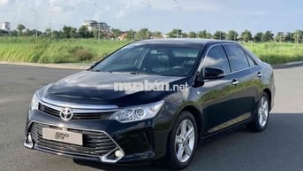 Toyota Camry 2017 2.5Q giá hợp lý