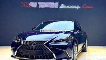 Lexus ES250 2022 đi ít 2v5
