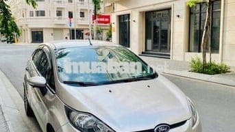 Ford Fiesta 2011 1.6 AT Sedan - 61000 km