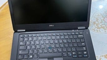 Pass lap top dell nguyên zin mới i7 ram 8g ssd 256 