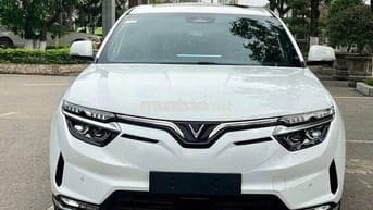 VinFast VF8 Plus Trả trước 10% chỉ từ 109 triệu