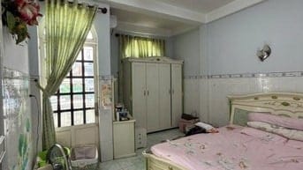 Bán nhà ngay chợ ,mt đường nguyễn thức tự 4x23m 3 tấm giá 11.5 tỷ 