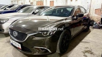 Mazda 6 2017 2.0 Premium - nhiều đồ chơi