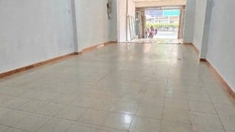 Nhà em có mặt bằng tầng trệt MT đường 3/2 , P14, Q.10. DT: 4.5m x 16m