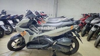 Airblade 2022 xám xi măng, bản Limited
