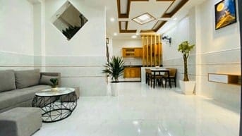 Trả nợ bán nhà 58m2/ 1TY1 đường Lê Quốc Hưng Quận 4, ngay chợ , SHR 