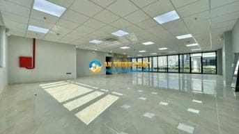Góc 2mt hxh ngay 163 Tô Hiến Thành,DT:5x18m,kc:4T hđt 35tr giá 15 tỷ