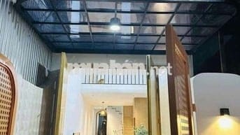 🏘🏘 Cho thuê nhà 2 tầng sau lưng mặt tiền Điện Biên Phủ