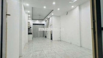 CHO THUÊ NHÀ NGUYÊN CĂN HẺM ĐOÀN VĂN BƠ, GẦN CẦU CAMELT