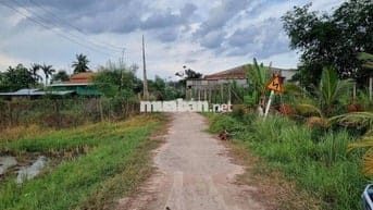 Hơn 1000m2 gần KCN Phước Đông. Đường xe hơi. 350tr