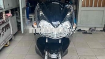 ab 2012 , xe giấy tờ 9 chủ , xe còn rất đẹp máy zi