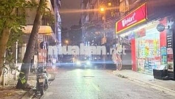 Tôi cần bán nhà mặt phố Nghĩa Đô 4tầng mặt tiền 6,5
