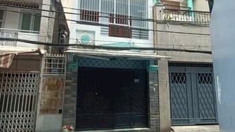 Bán nhà đối diện chợ Lê Văn Sỹ 