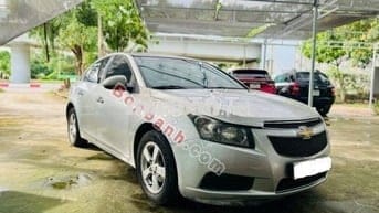 Chevrolet Cruze LS 1.6 MT 2011