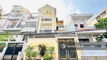 Biệt Thự ( 8*17m ) 3 Lầu-  Sẵn Nội Thất Như hình - Dương Quảng Hàm P5