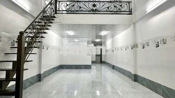 Nhà trệt lửng 2PN mới 100% giáp KDC Hồng Phát chỉ 8 triệu