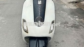 Vespa 2012 máy siêu ngon.ngoại hình đẹp
