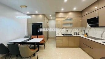 SIÊU PHẨM! Vip Cầu Giấy, ô tô, thang máy, lô góc, gần phố, ngõ thông