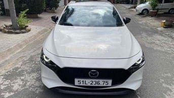 Mazda 3 2021 2.0L màu Trắng Premium odo 33000 km