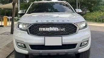 Ford Everest Titanium 2020  có xuất hoá đơn