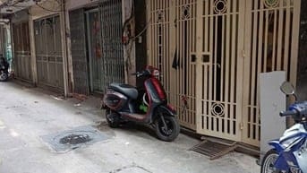 Bán nhà ngõ phố Quỳnh, Hai Bà Trưng, Hà Nội, DT 35m2, 4TÂNG