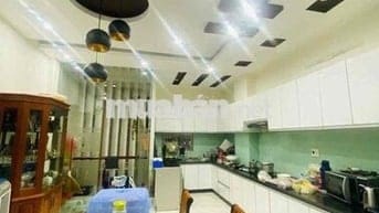 Bán nhà 4 tầng Mặt tiền đường Phan Đăng Lưu Hải Châu Đà Nẵng