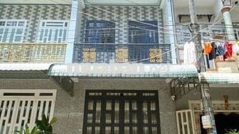 Cho thuê Nhà nguyên căn 4 phòng ngủ 3wc. Ngay Đại học Y Dược Cần Thơ