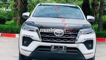Toyota Fortuner 2022 2.4 4x2 AT - Máy Dầu Rất Mới