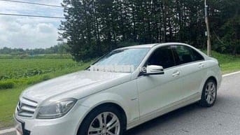 Mercedes Benz C Class 2012 C200 - 13000 km