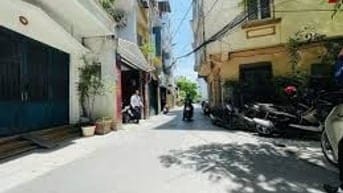 PHÂN LÔ LIỀN KỀ - KHU NHÀ GIÀU THỊNH HÀO 1