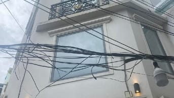 Nhà Cách Mạng Tháng 8 , Quận 3 , 48m2 , 5 tầng , 4x12 , 7,8 tỷ