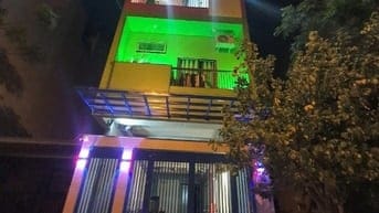 BÁN NHÀ CÓ 37 PHÒNG CĂN HỘ (DT 1,8 tỷ/n)