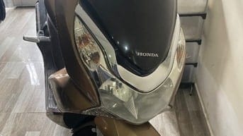 Bán xe PCX 2011 1 chủ sử dụng chạy được 122.000km